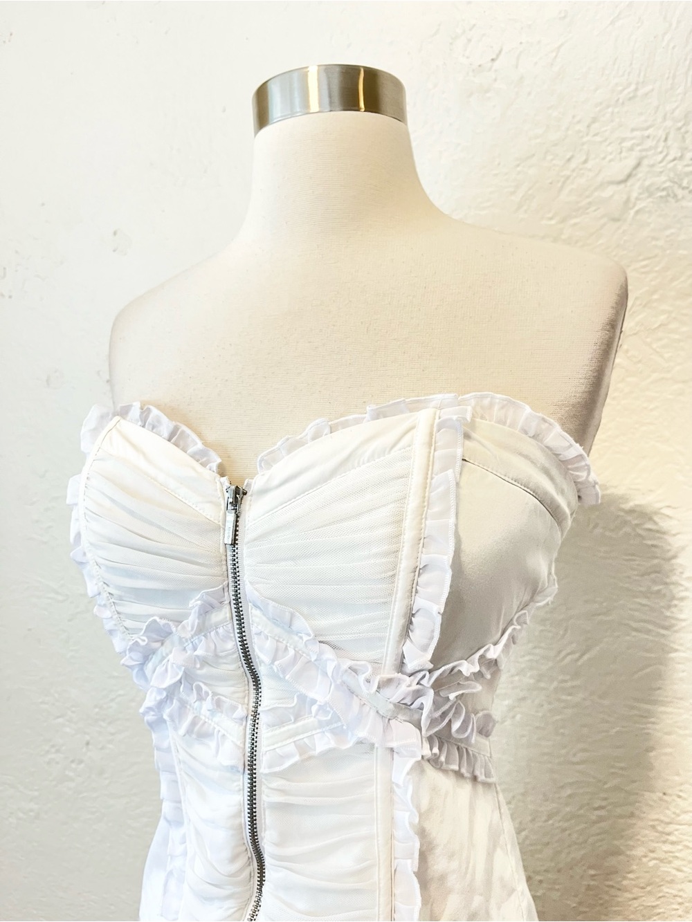 Vintage Bebe Corset Bustier Top White Ruffle Ruched Coquette Fairy 90s Y2K Small - Picture 5 of 11